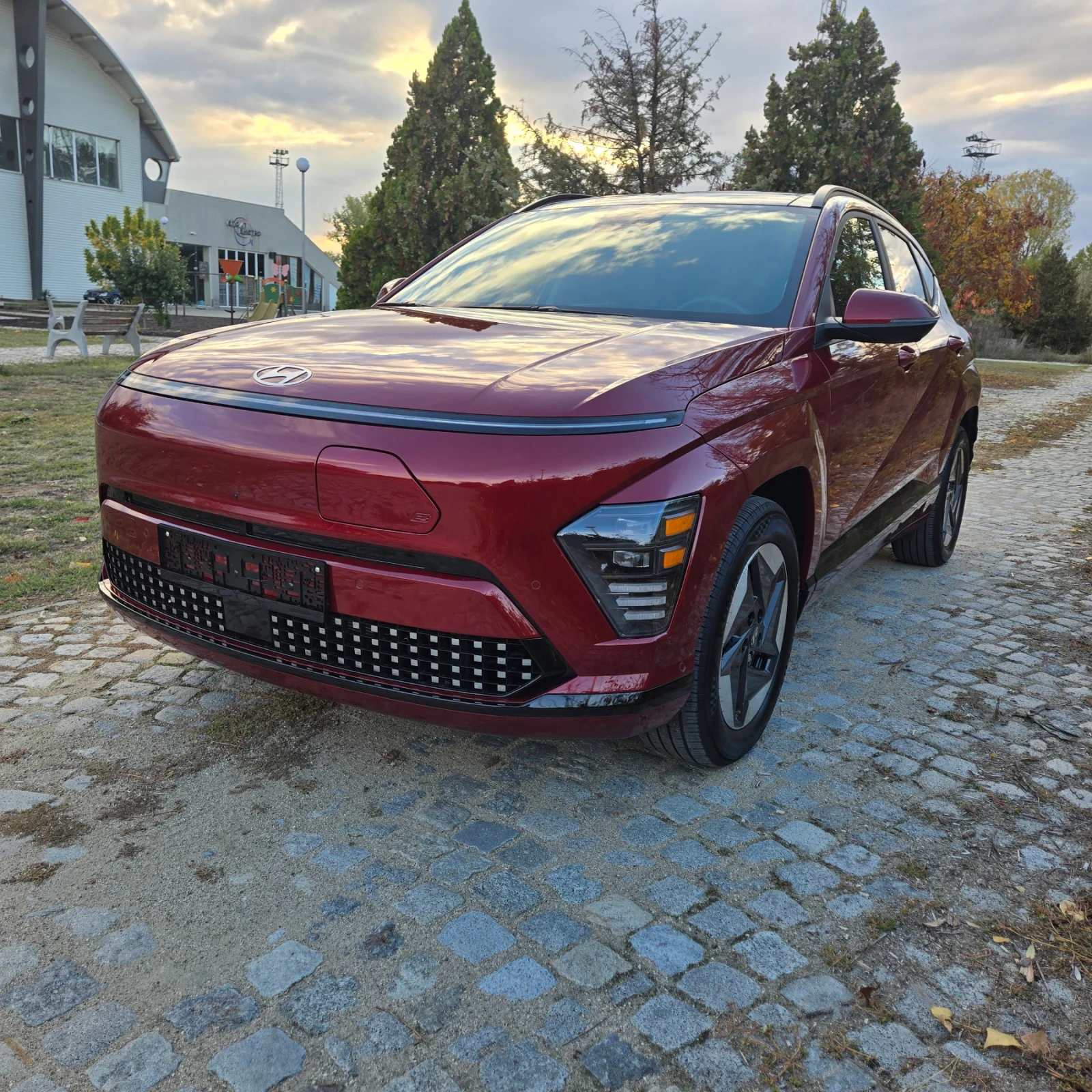 Hyundai Kona 65KW, 360 , кожа, park assi