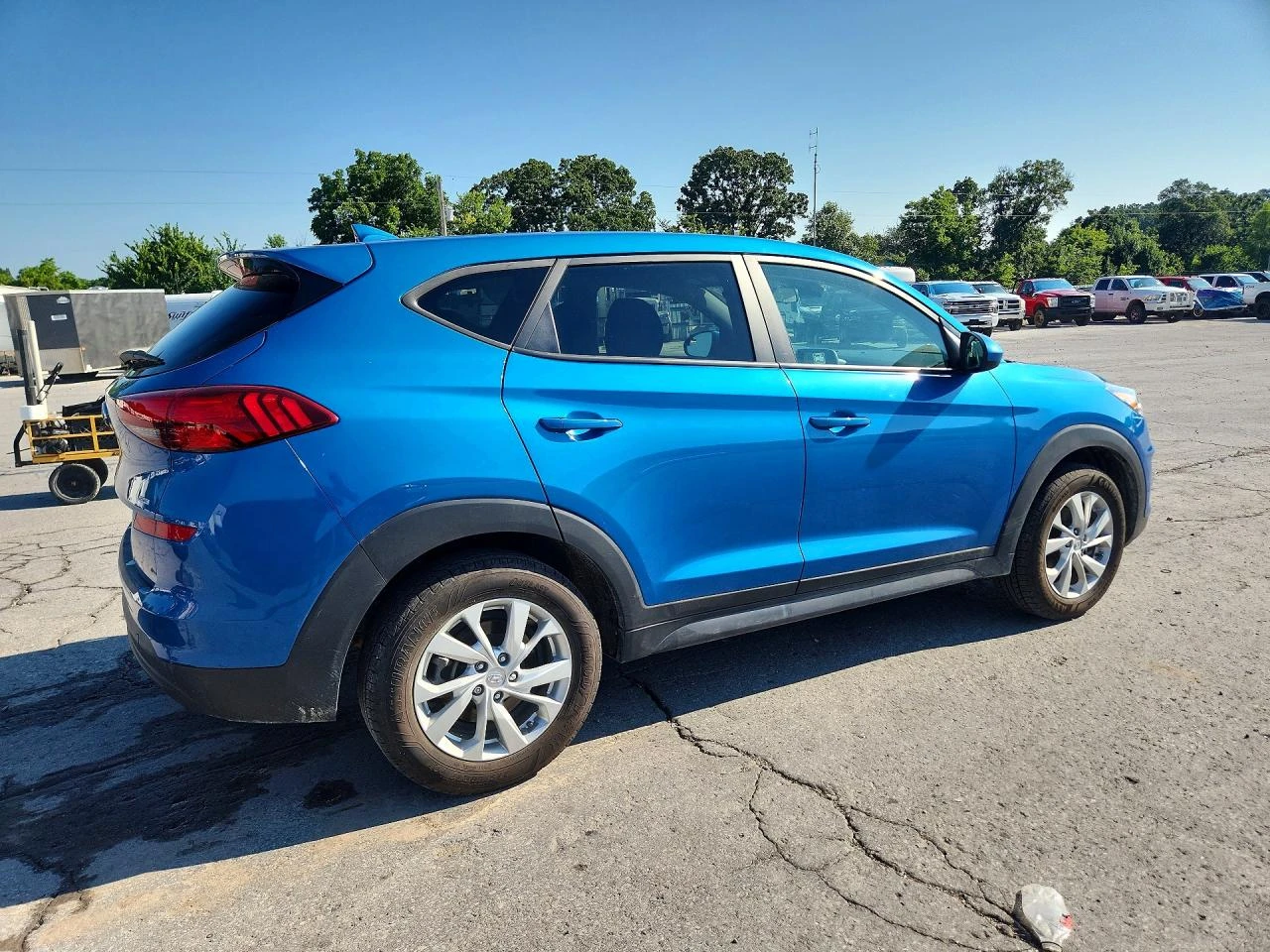 Hyundai Tucson 2.0l Se, снимка 3 - Автомобили и джипове - 56602267
