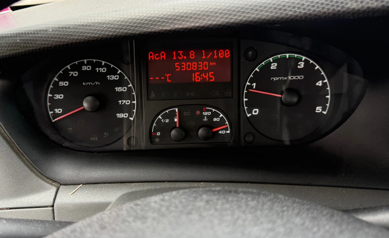 Iveco Daily 65C17/3.0D/170kc/6ck/Климатроник/N2-Специален , снимка 11 - Камиони - 54177255