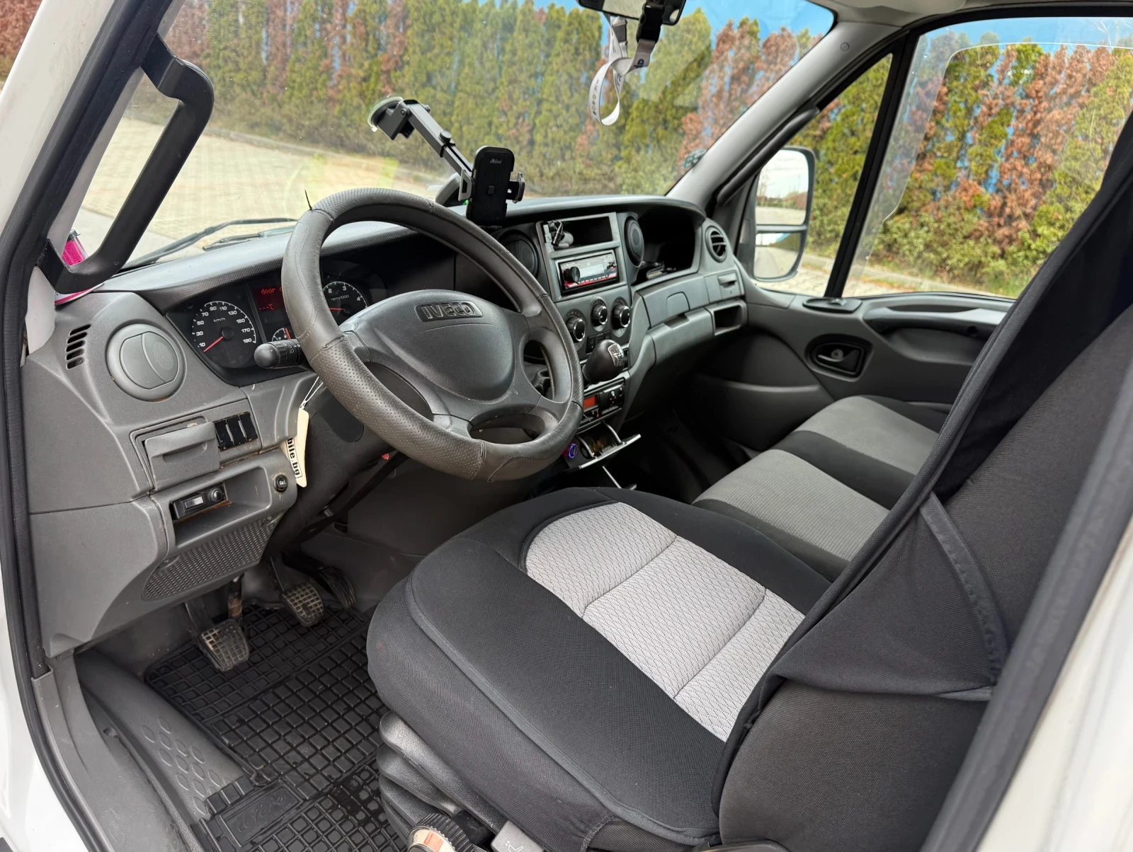 Iveco Daily 65C17/3.0D/170kc/6ck/Климатроник/N2-Специален , снимка 9 - Камиони - 54177255