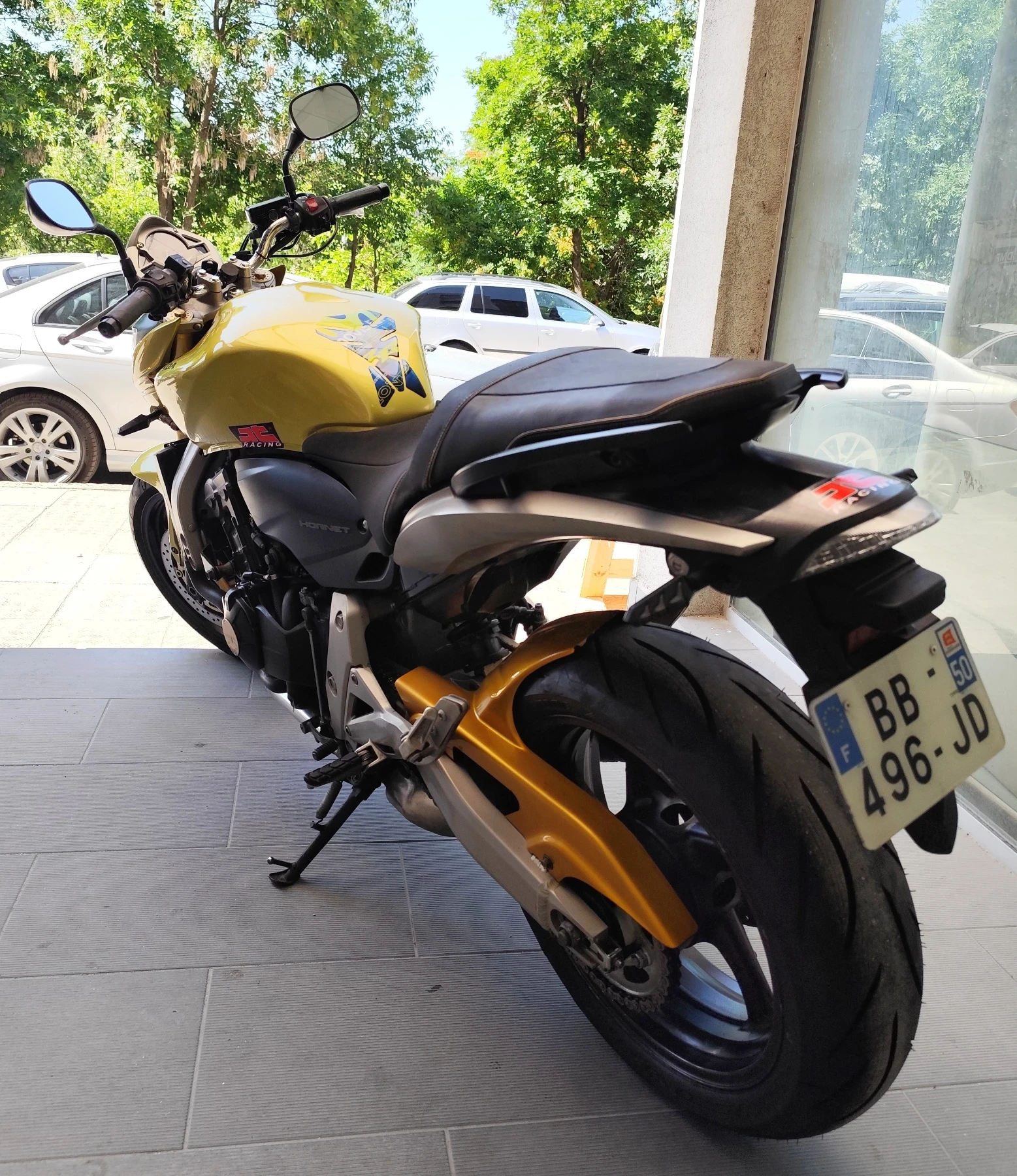 Honda Hornet 600 - изображение 6