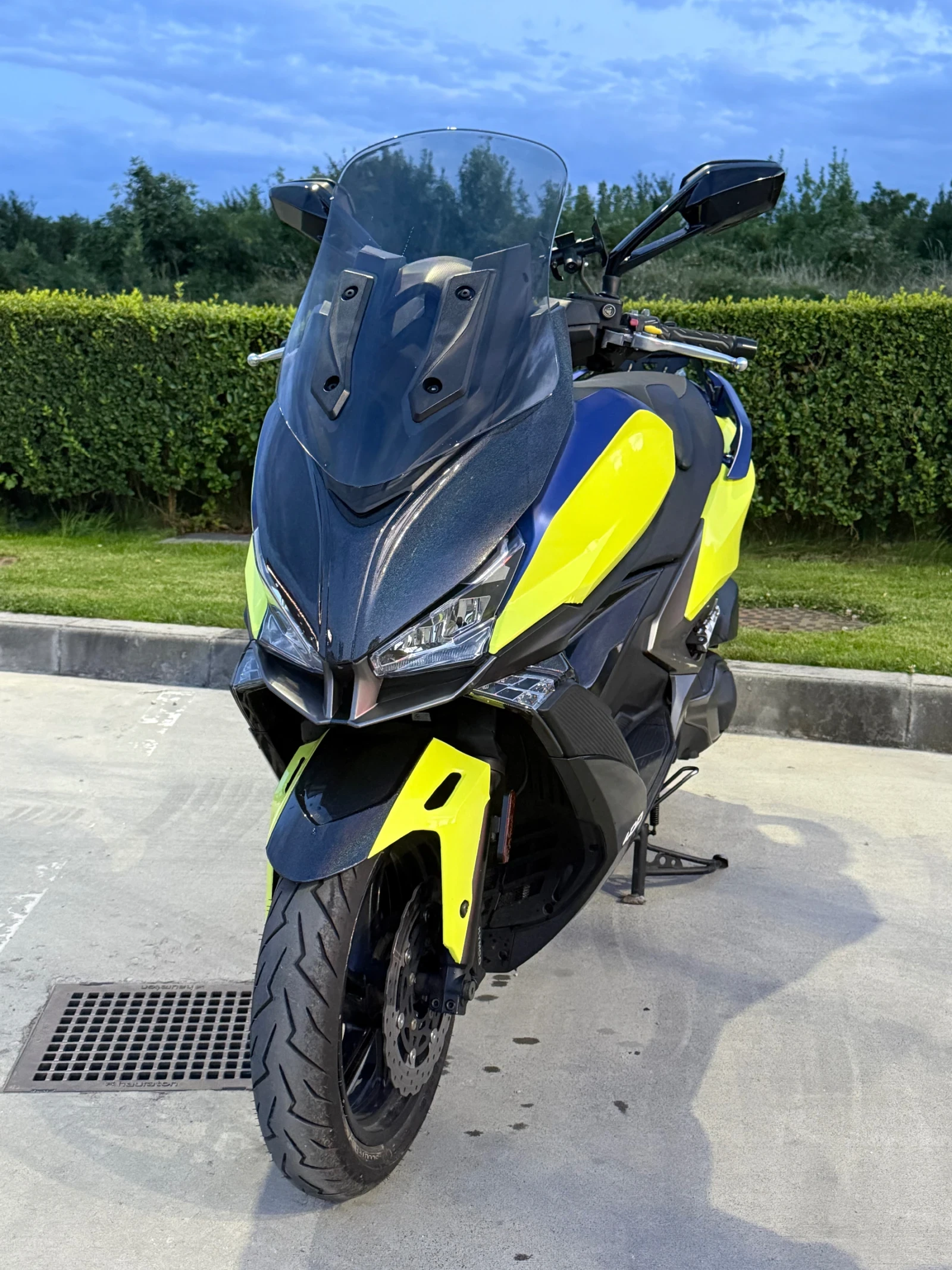 Kymco Xciting 400I, снимка 2 - Мотоциклети и мототехника - 55440171