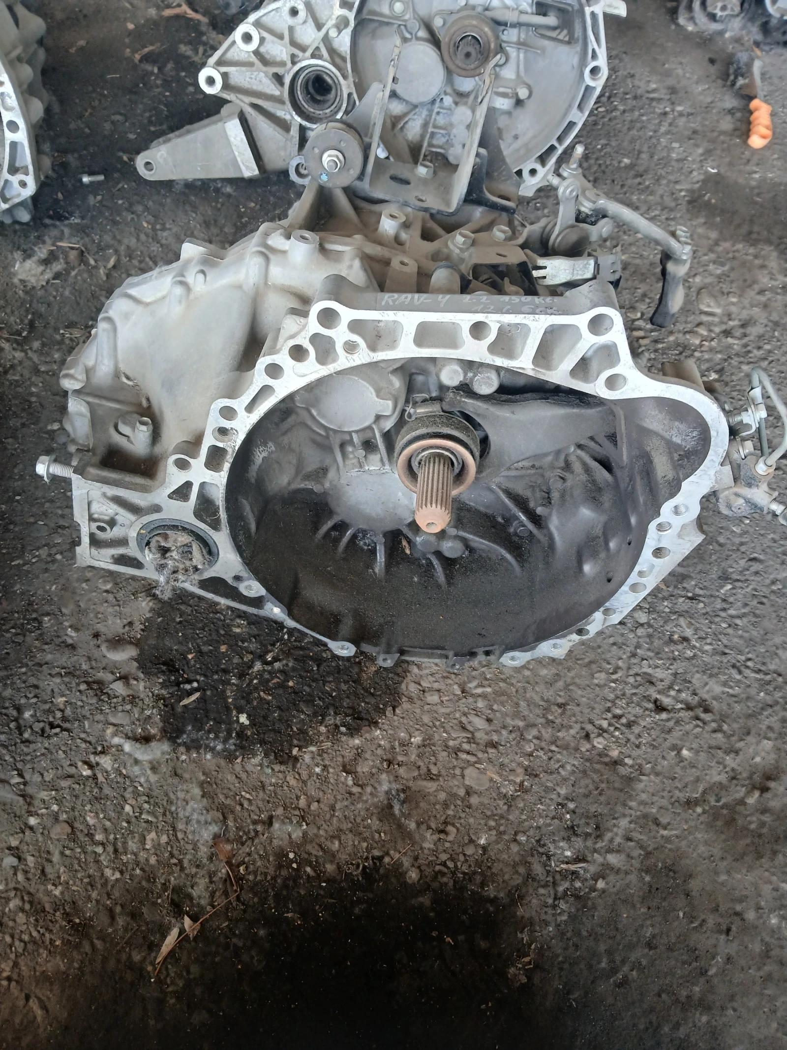M1KP-A скорости ръчни Toyota Rav 4 2.2 150кс само предно предаване 