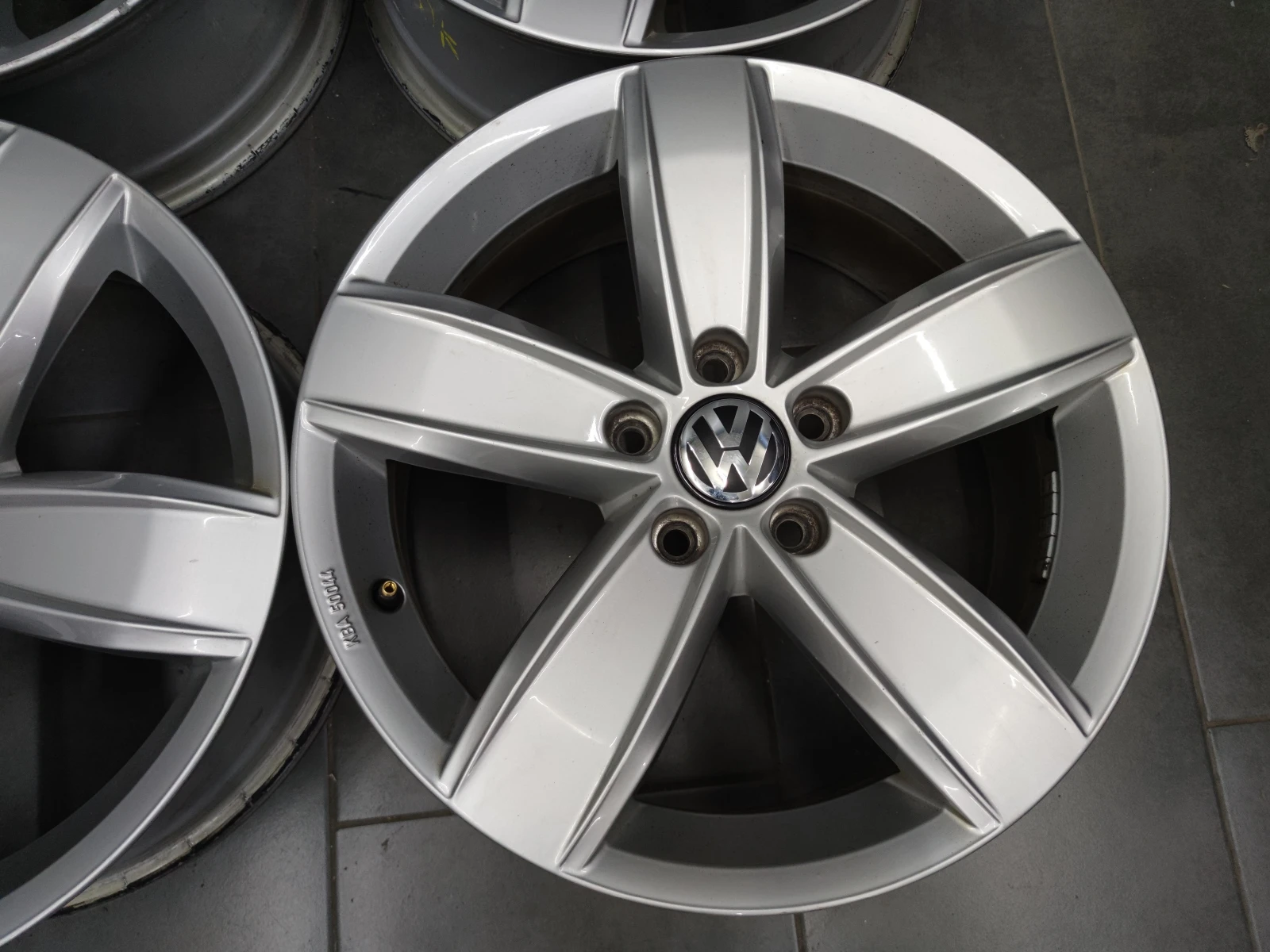   VW Passat | Mobile.bg   9