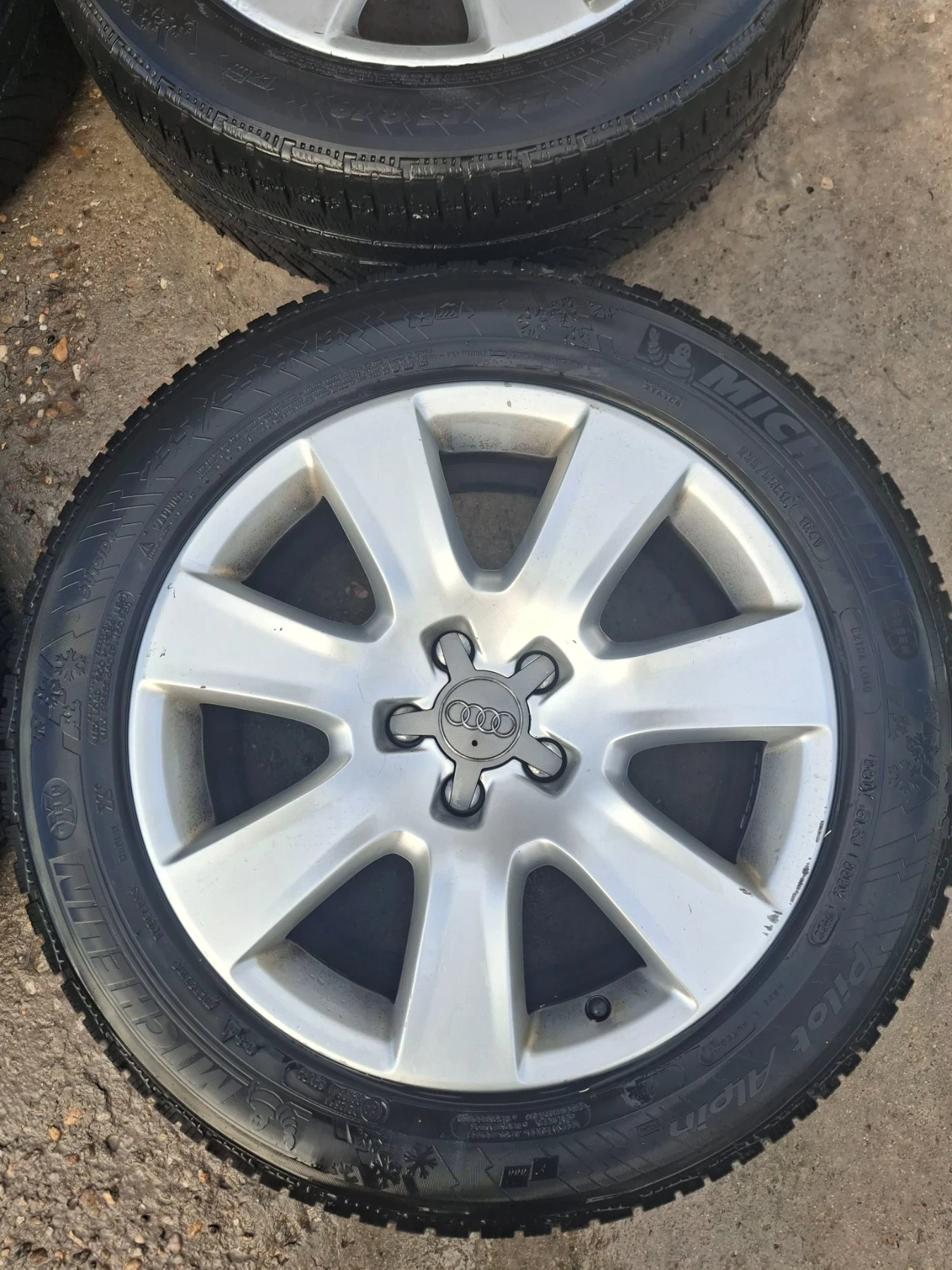 Гуми с джанти Michelin 235/55R18, снимка 3 - Гуми и джанти - 56200354