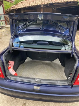Opel Astra 2.0 DI 16V, снимка 10