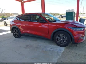 Ford Mustang Mach-E Select, снимка 13