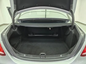 Mercedes-Benz E 220 4MATIC* AVANTGARDE* ХЕДЪП* КАМЕРА* КРАЙНА ЦЕНА, снимка 7