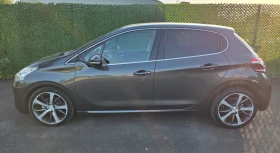 Peugeot 208 Navi panorama, снимка 2