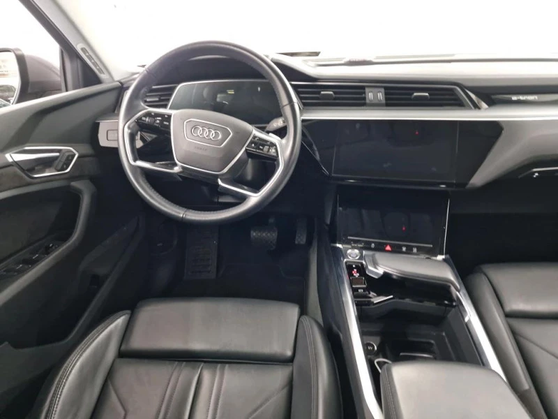 Audi E-Tron BEV 95KWH 55 QUATTRO ADVANCED, снимка 8 - Автомобили и джипове - 46137995