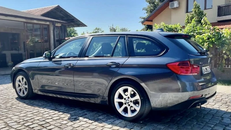 BMW 320 xDrive 4x4, снимка 3 - Автомобили и джипове - 48070509