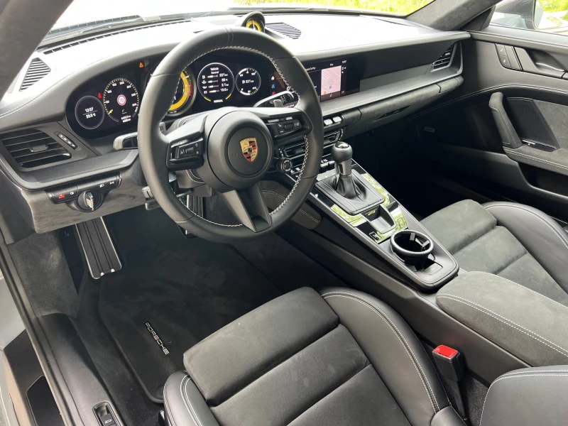 Porsche 911 992 GT3/CARBON/GT3 CUP/LIFT/BOSE/MATRIX/CAMERA/, снимка 11 - Автомобили и джипове - 50163772