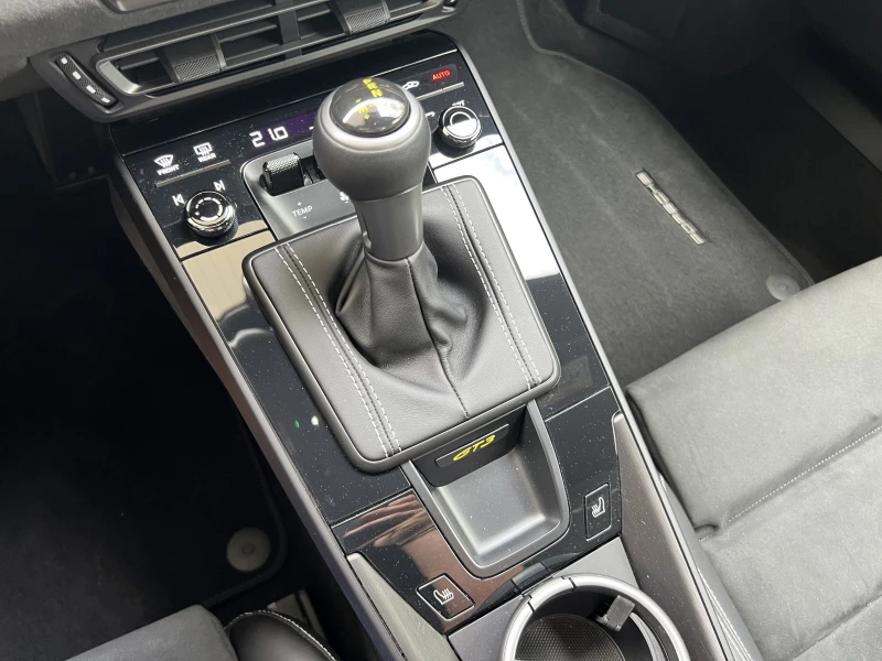 Porsche 911 992 GT3/CARBON/GT3 CUP/LIFT/BOSE/MATRIX/CAMERA/, снимка 15 - Автомобили и джипове - 50163772