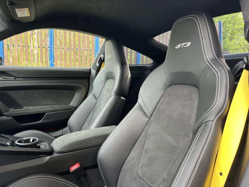Porsche 911 992 GT3/CARBON/GT3 CUP/LIFT/BOSE/MATRIX/CAMERA/, снимка 10 - Автомобили и джипове - 50163772