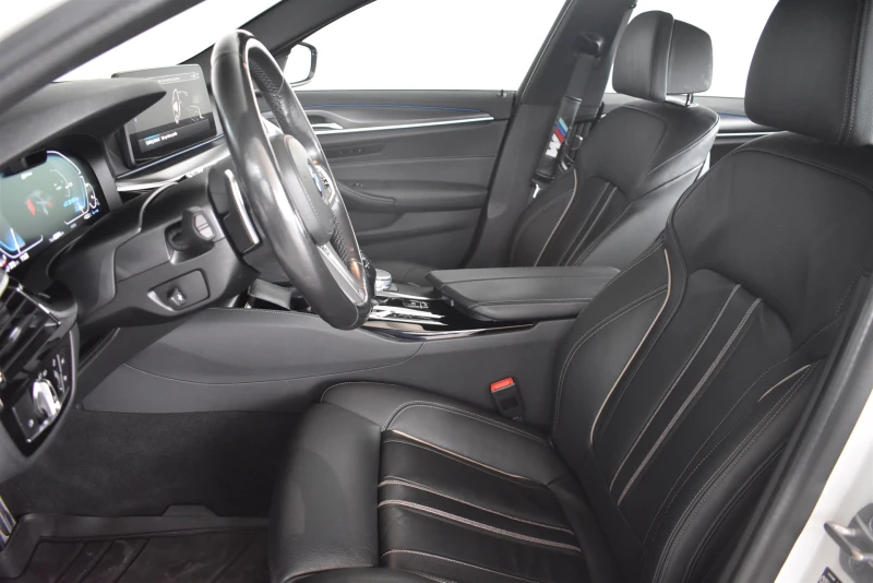 BMW 545 xDrive, снимка 6 - Автомобили и джипове - 52041843