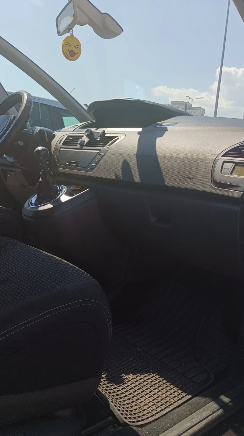 Citroen Grand C4 Picasso 2.0 HDI, снимка 3 - Автомобили и джипове - 52351332