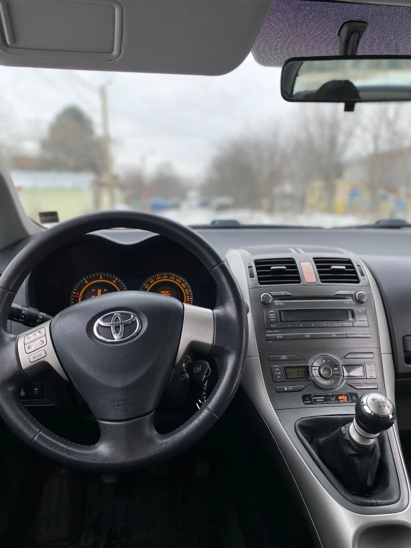 Toyota Auris 2.0d. D4D 125hp., снимка 6 - Автомобили и джипове - 53115123