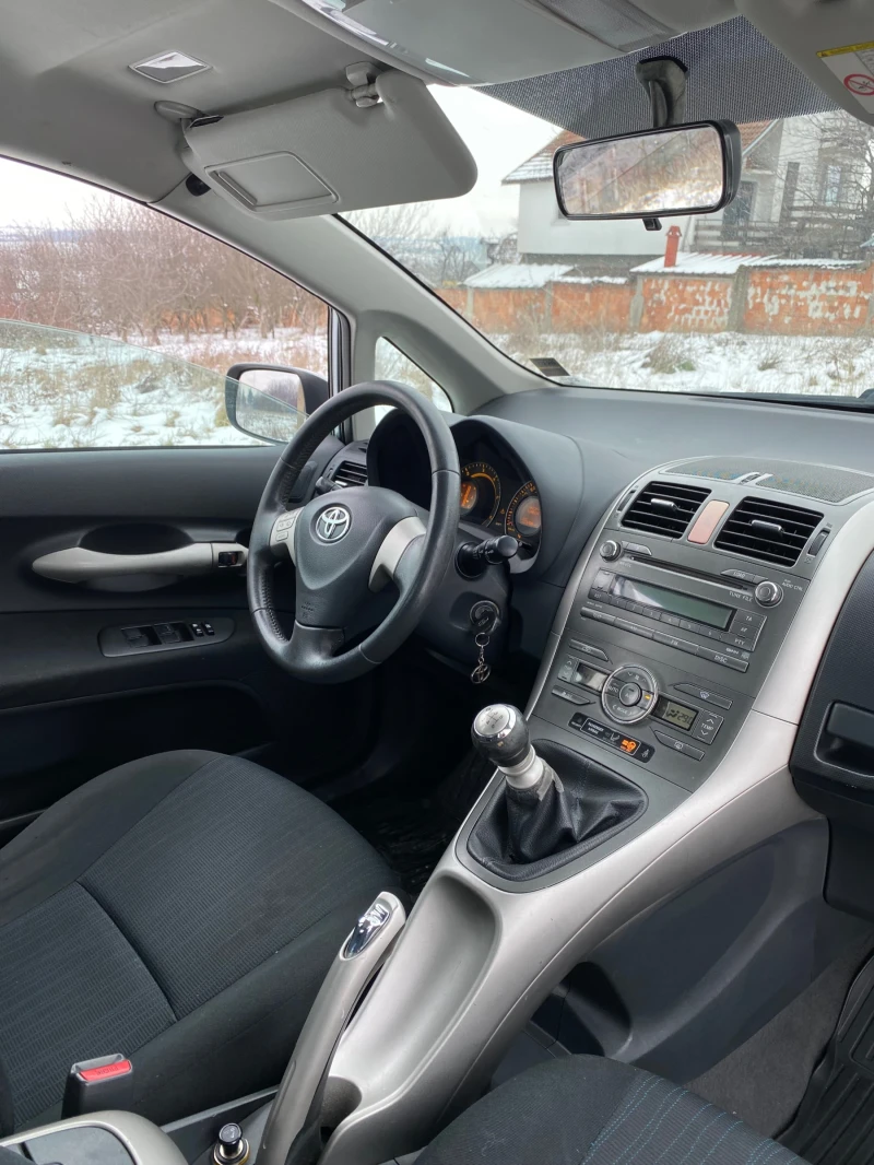 Toyota Auris 2.0d. D4D 125hp., снимка 8 - Автомобили и джипове - 53115123