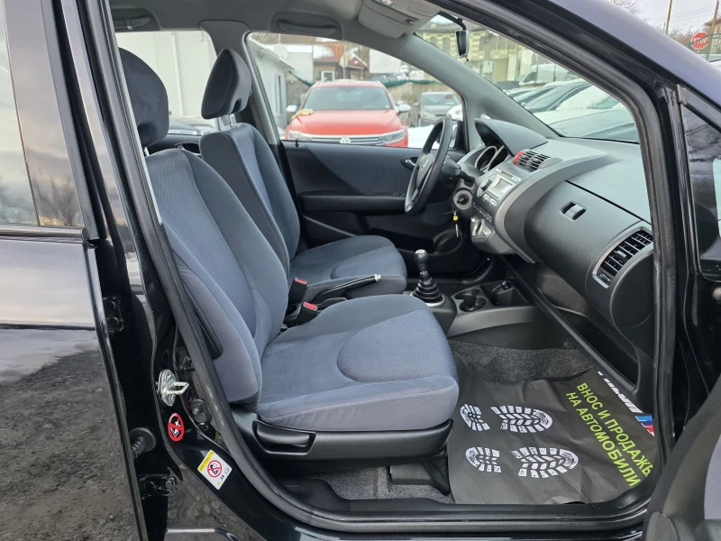 Honda Jazz 1.4 i 83 К.С. КЛИМАТРОНИК 160 000 КМ, снимка 12 - Автомобили и джипове - 53557066