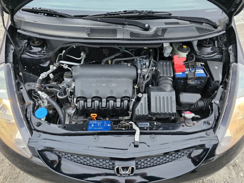 Honda Jazz 1.4 i 83 К.С. КЛИМАТРОНИК 160 000 КМ, снимка 17 - Автомобили и джипове - 53557066