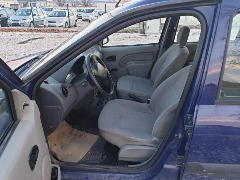 Dacia Logan 1.5 DCI, снимка 11 - Автомобили и джипове - 28280832