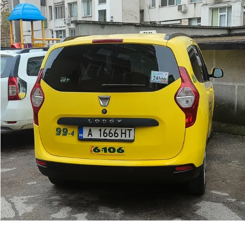 Dacia Lodgy, снимка 3 - Автомобили и джипове - 47973237