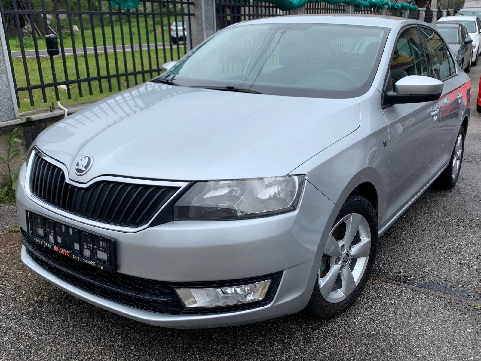 Skoda Rapid 1.2TSI-4цил.-187000км-EURO5B-06.2013g - [1] 