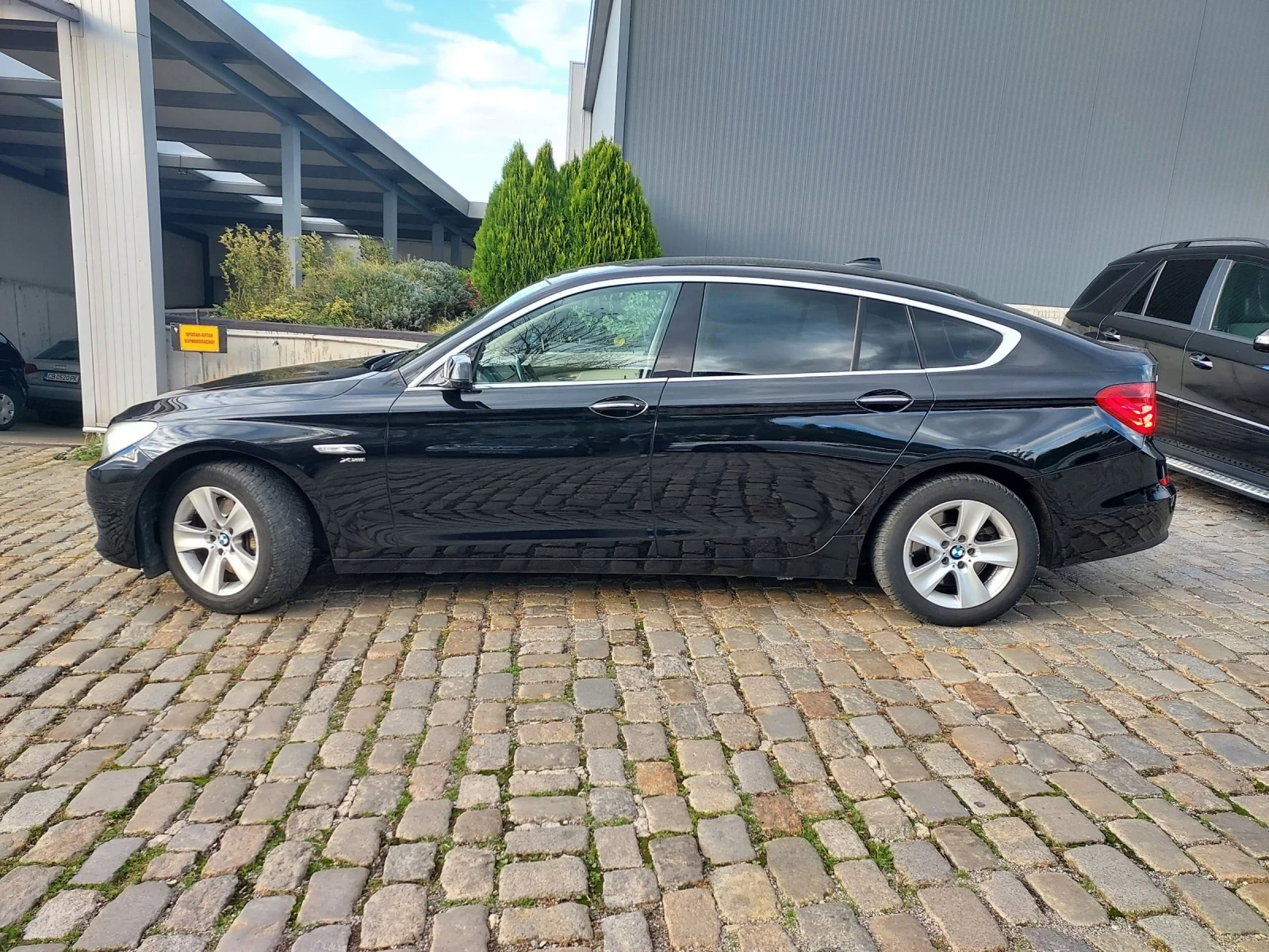 BMW 5 Gran Turismo 530   XDrive - изображение 4