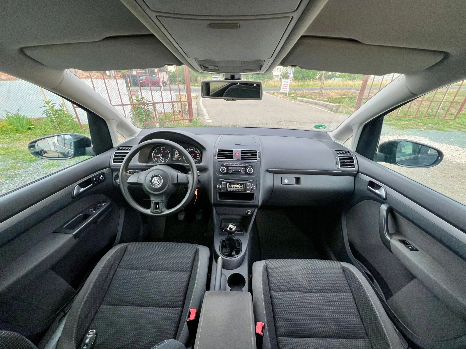 VW Touran 2.0TDI Common rail 140kc - изображение 9