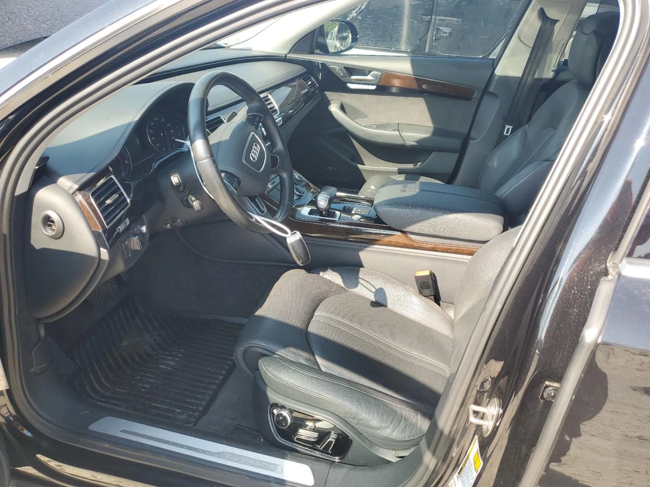 Audi A8 L 4.0T Matrix* Обдух* BOSE* 360* Масаж* Дистроник* - изображение 7