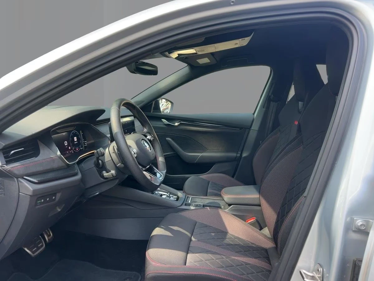 Skoda Octavia 2.0TSI/RS/245HP/SPORT-P./DSG/CAM/HUD/NAVI/ACC/591f - изображение 9