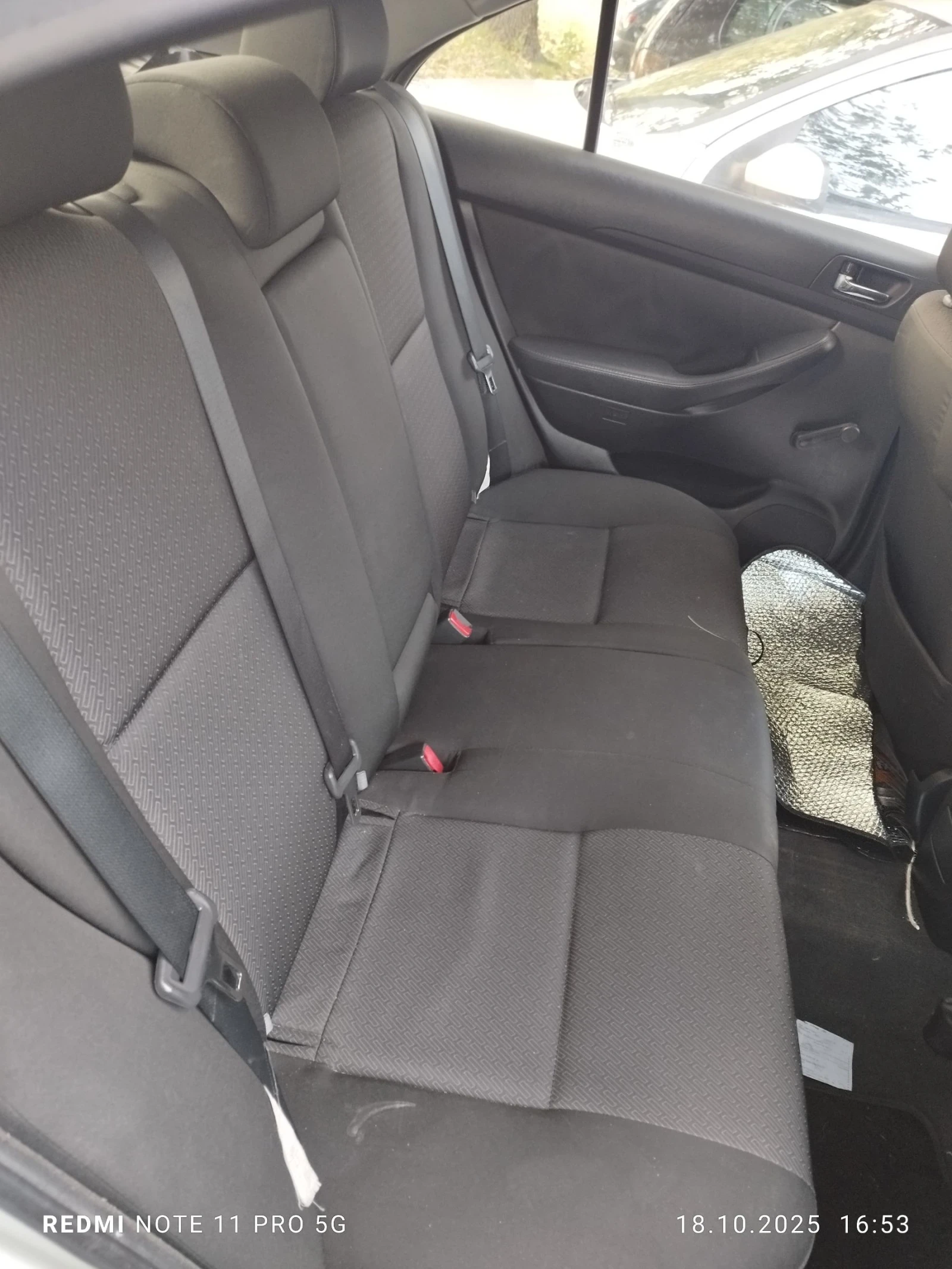 Toyota Avensis 2.0 - изображение 6