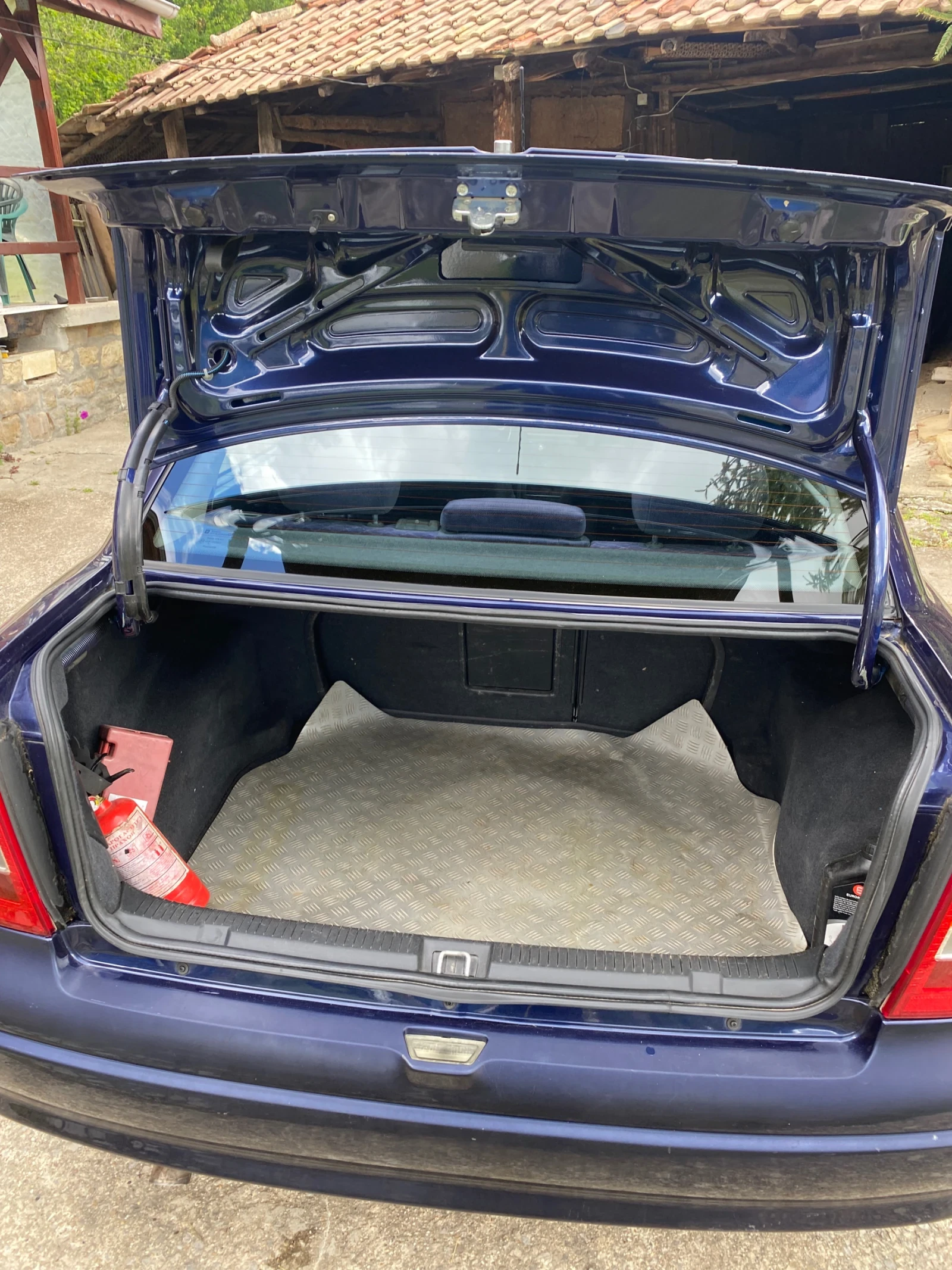 Opel Astra 2.0 DI 16V, снимка 10 - Автомобили и джипове - 53830822