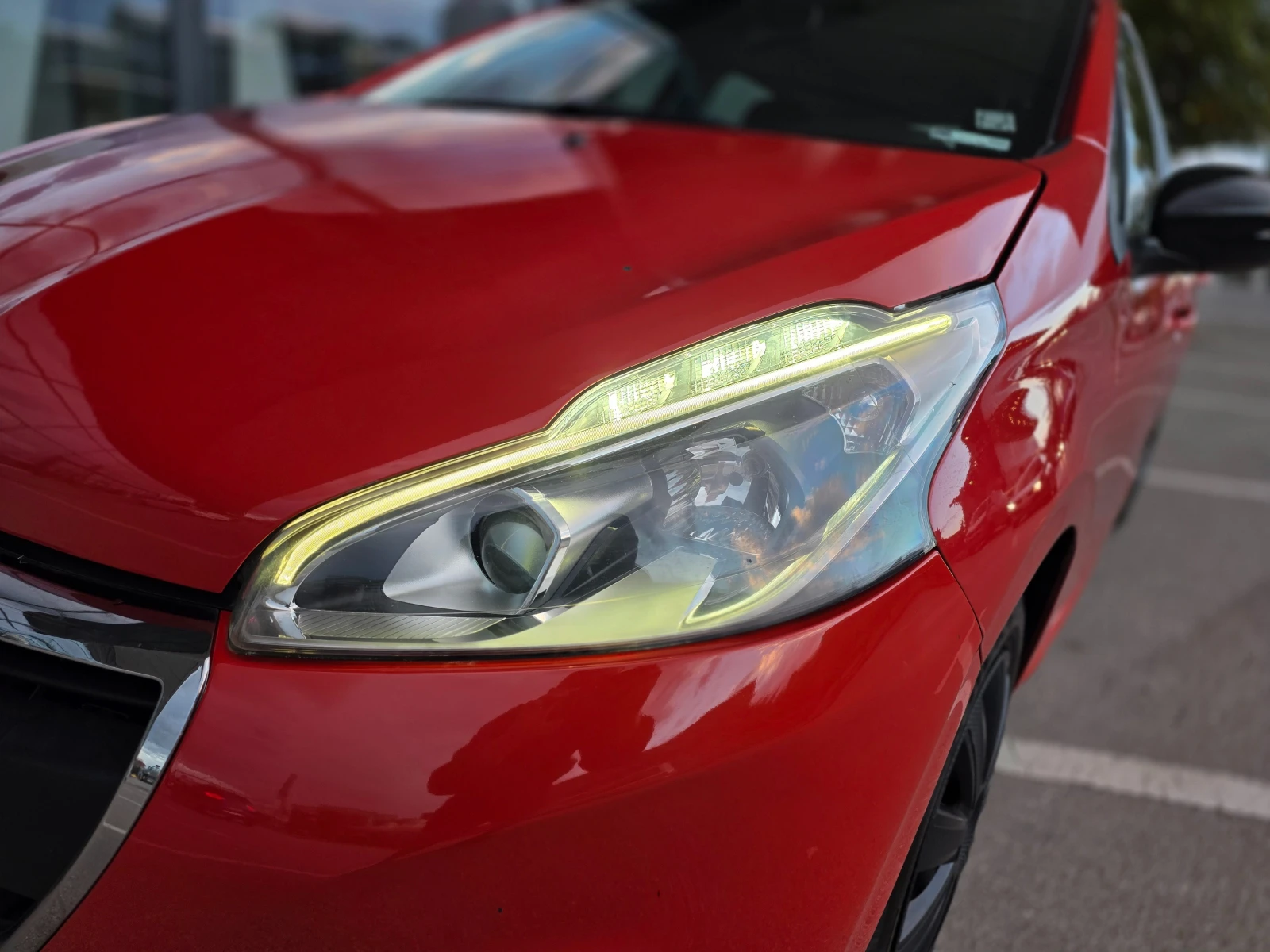 Peugeot 208 6 МЕСЕЦА ГАРАНЦИЯ/1.2i 83к.с. От България - изображение 7