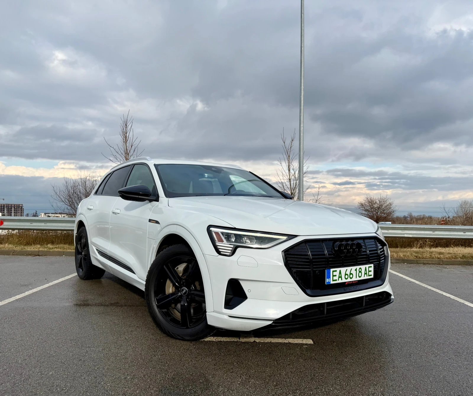 Audi E-Tron 55 Quattro 95kw - изображение 8