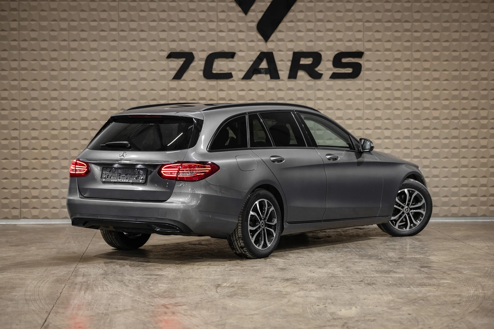 Mercedes-Benz C 220 ������� �������* ��. �����* 9G-tronic* Apple CarPl | Mobile.bg � ����������� 6