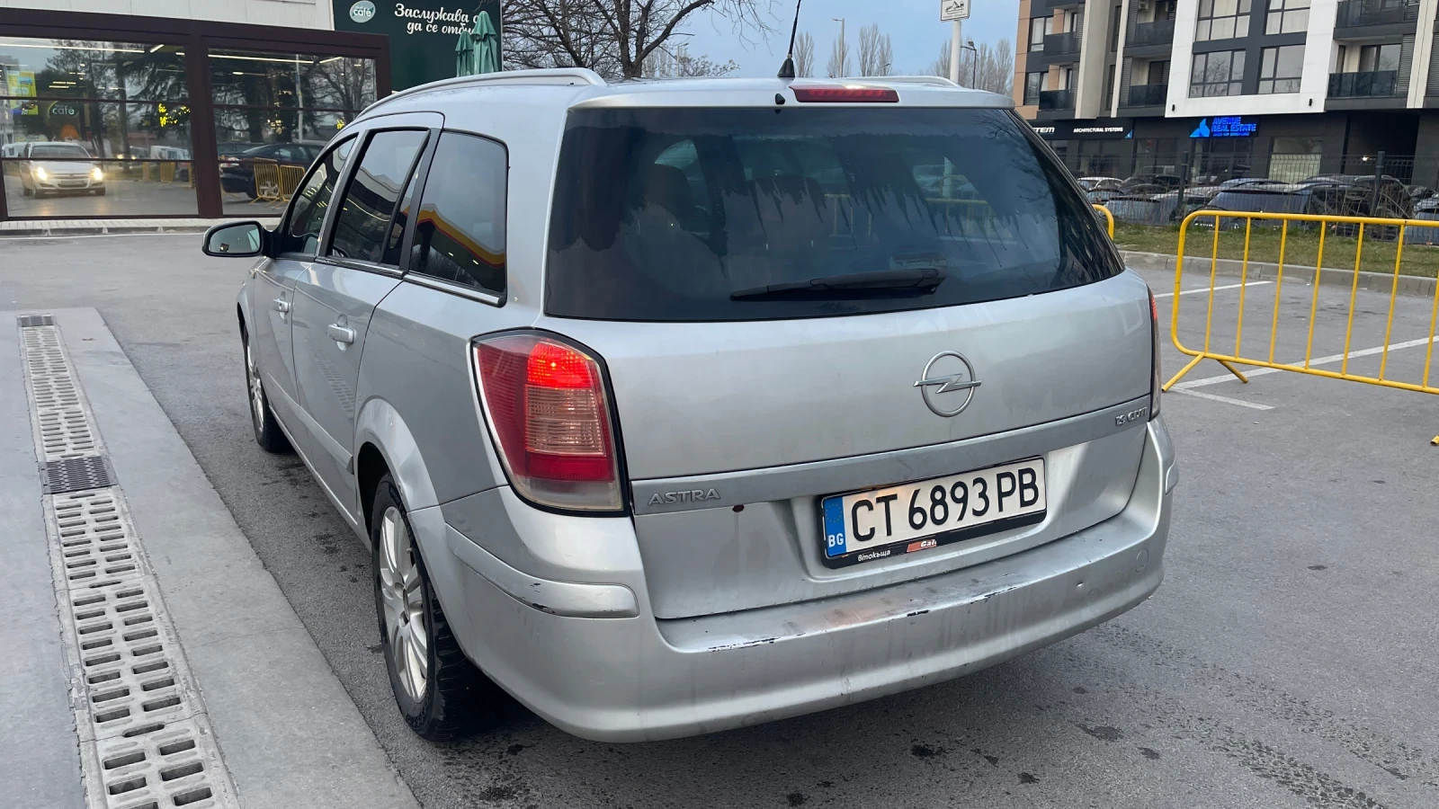 Opel Astra H, снимка 10 - Автомобили и джипове - 53687359