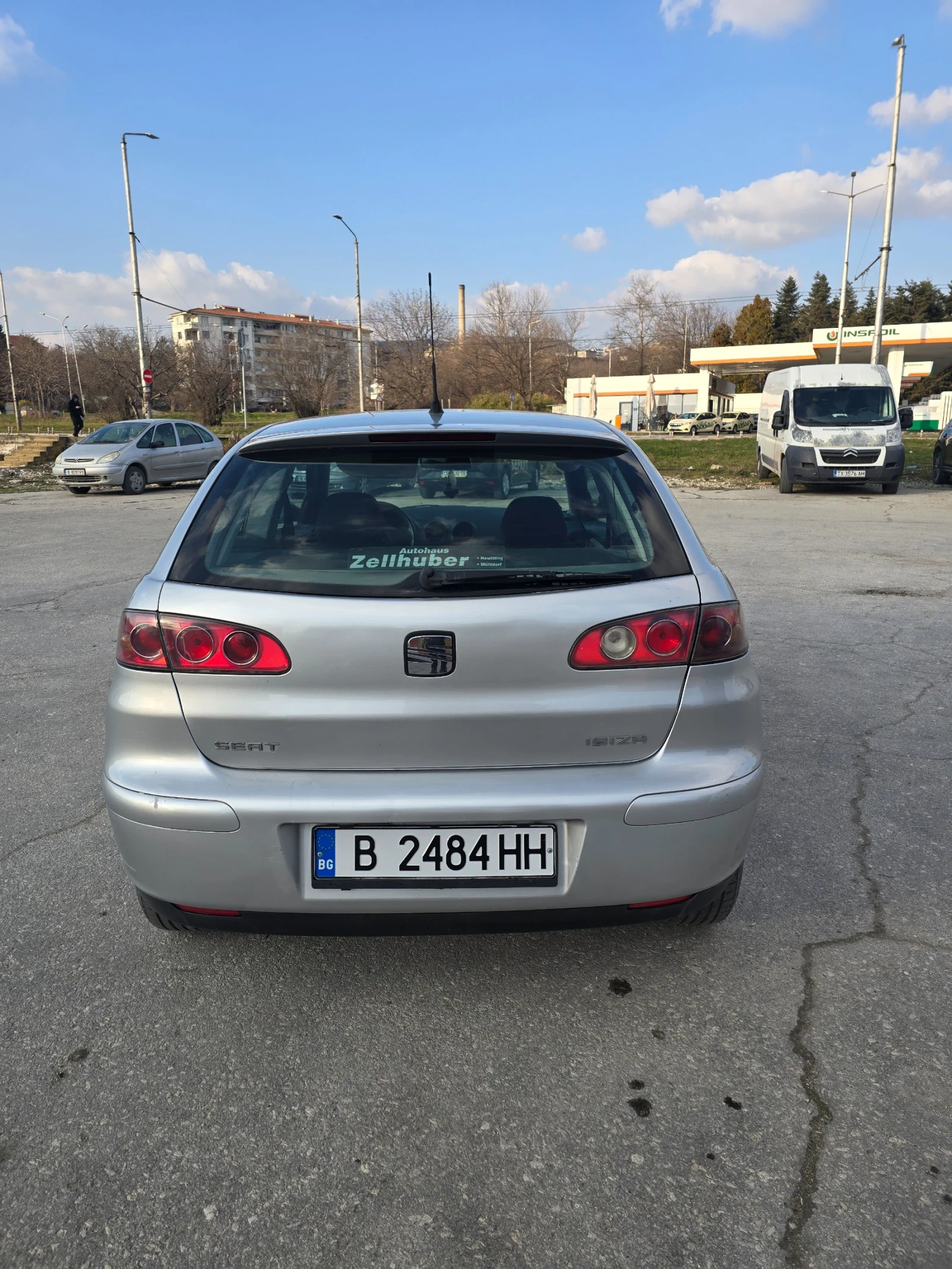 Seat Ibiza, снимка 5 - Автомобили и джипове - 53848363