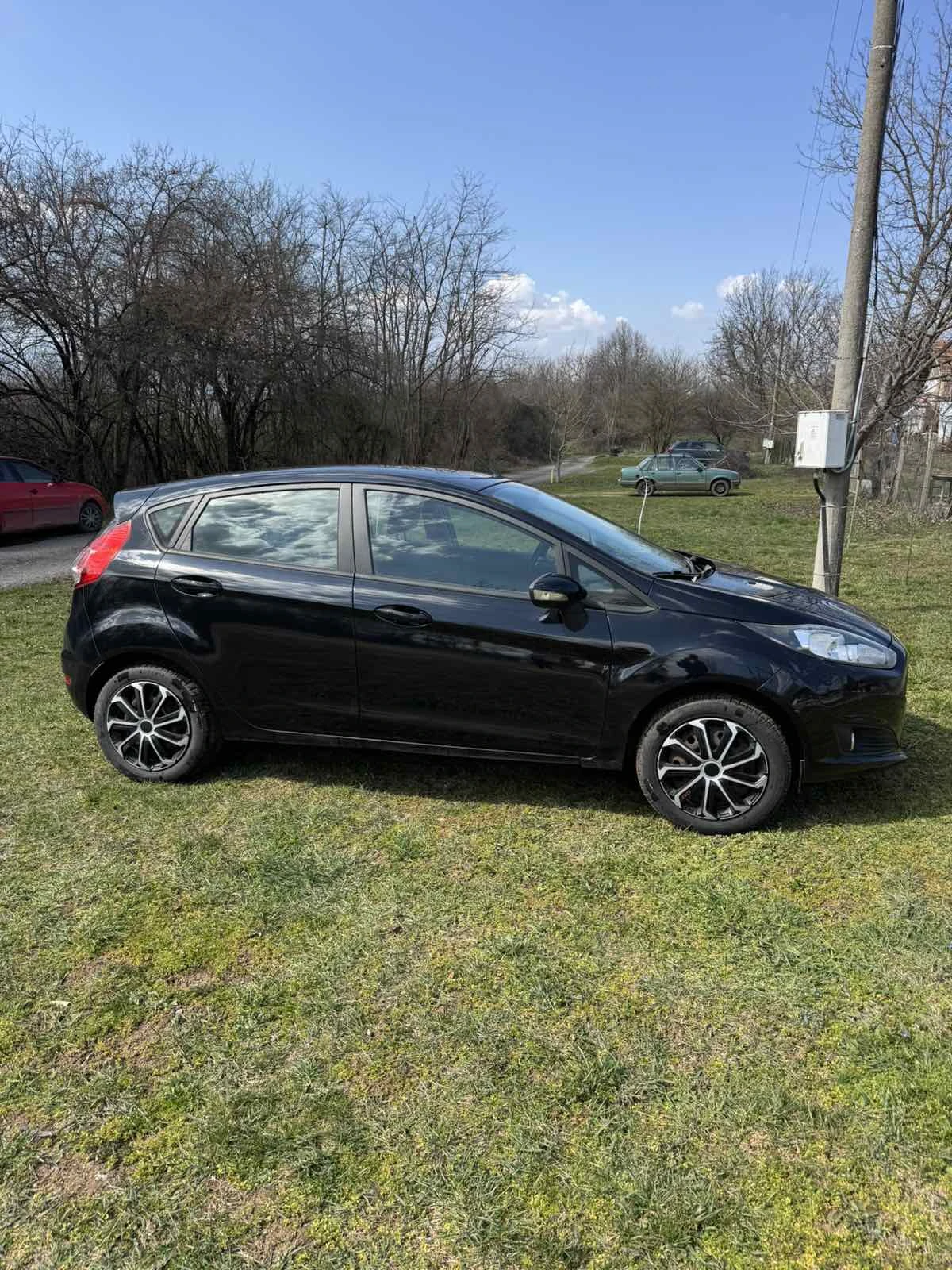Ford Fiesta, снимка 3 - Автомобили и джипове - 53906356