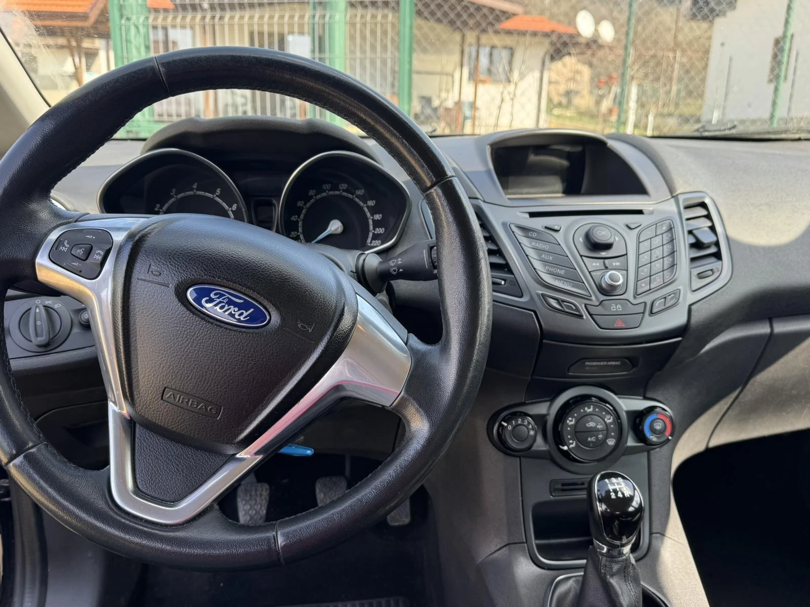 Ford Fiesta, снимка 11 - Автомобили и джипове - 53906356