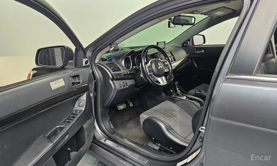 Mitsubishi Lancer EVOLUTION / RECARO / CARBON, снимка 5 - Автомобили и джипове - 54007844