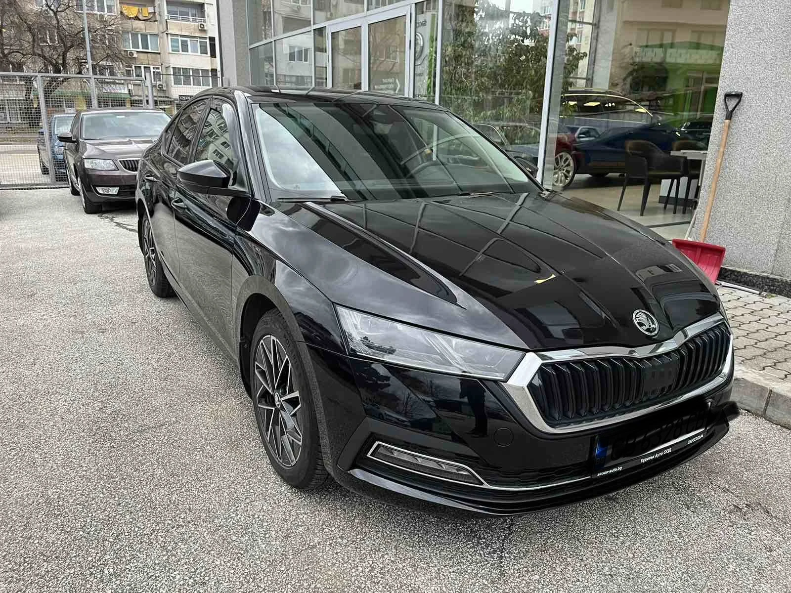 Skoda Octavia 1.5 TSI MHEV, снимка 4 - Автомобили и джипове - 54089388