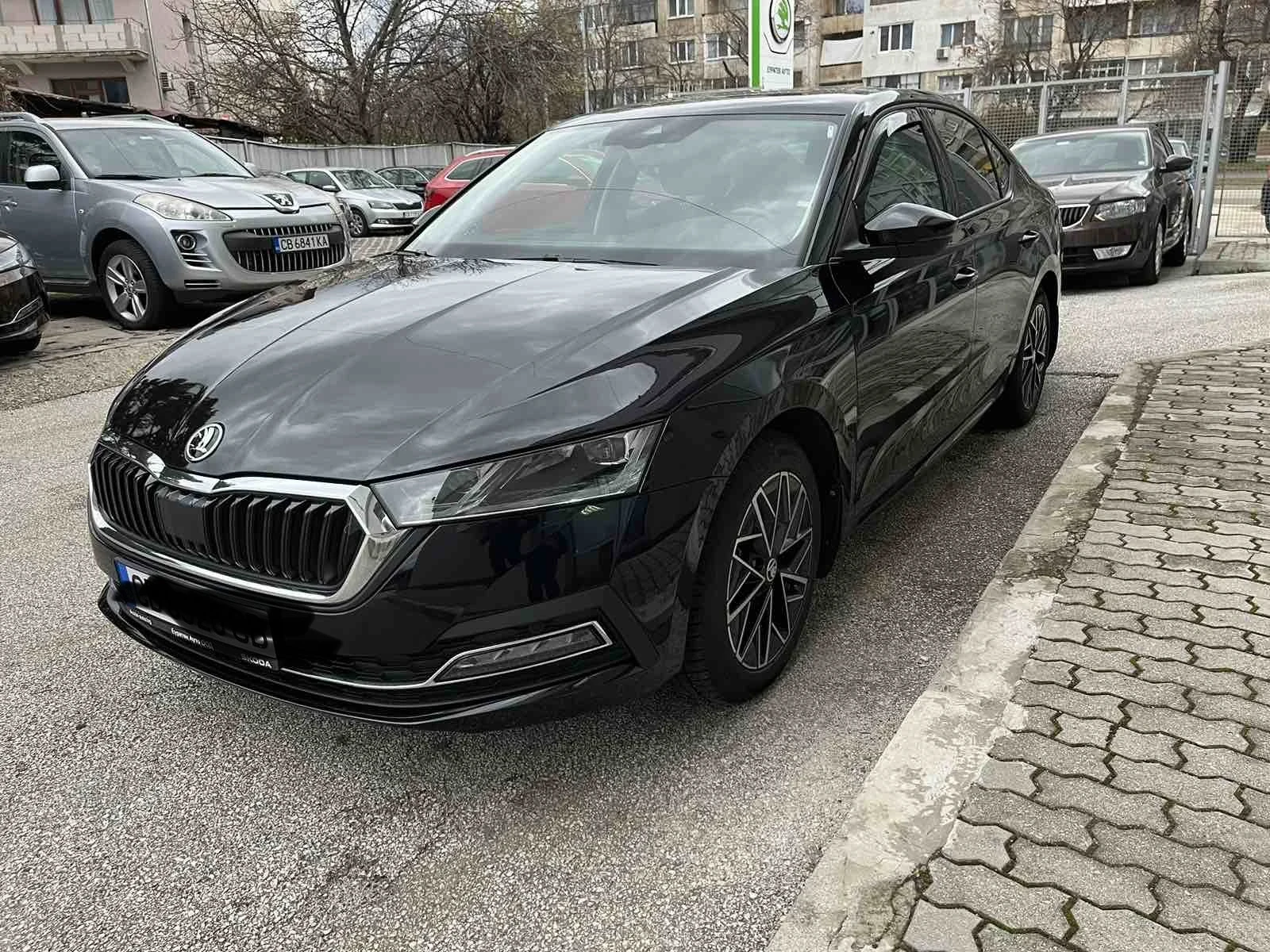 Skoda Octavia 1.5 TSI MHEV, снимка 3 - Автомобили и джипове - 54089388