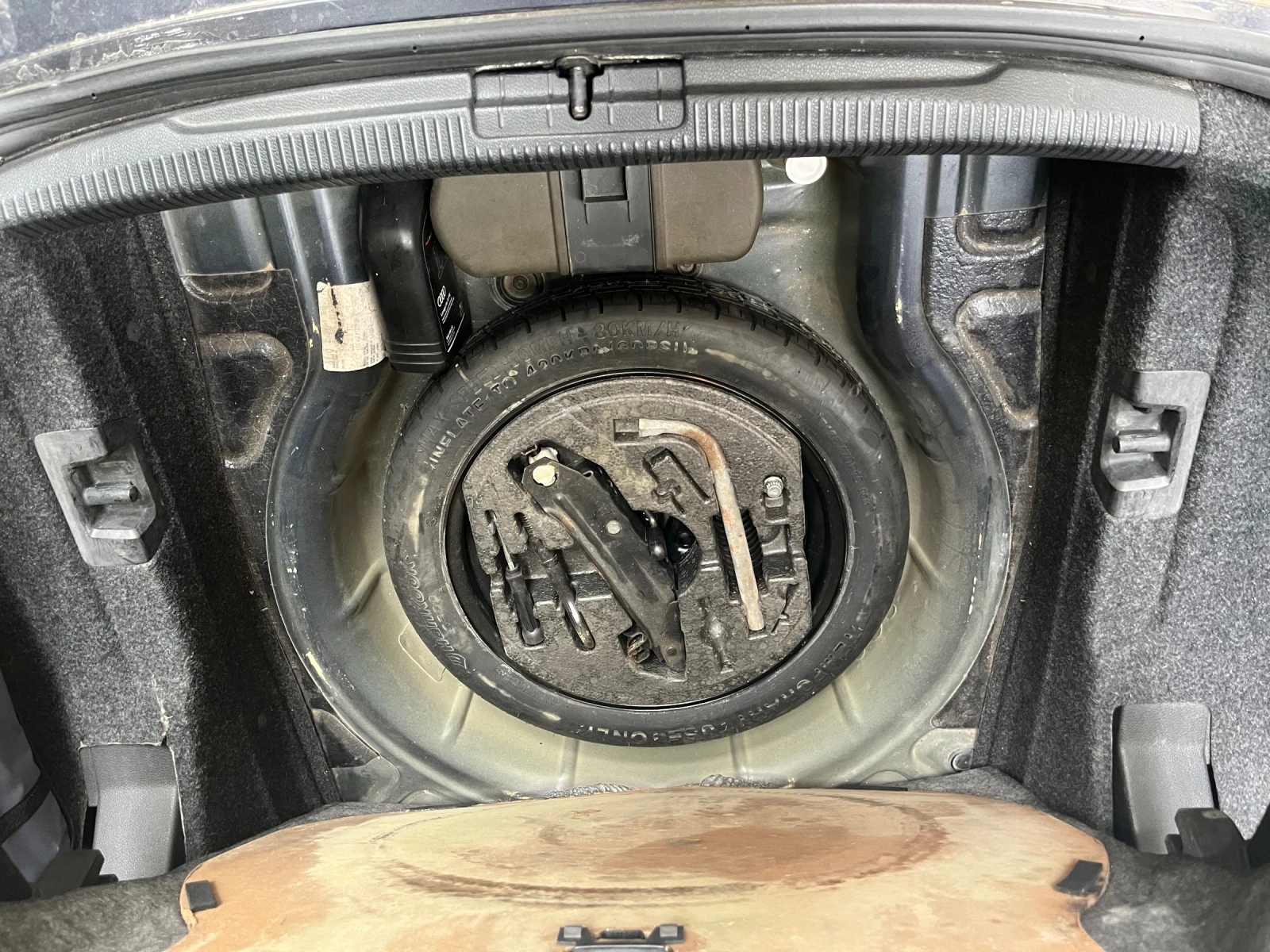VW Eos 2.0 TDI 140 кс, снимка 14 - Автомобили и джипове - 54282811