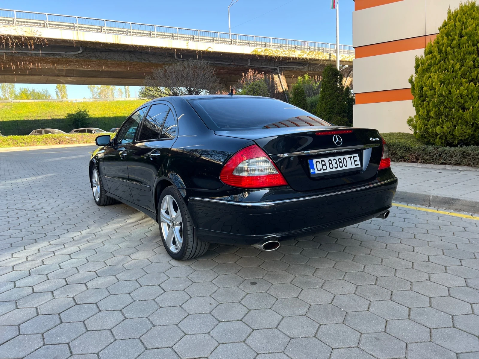Mercedes-Benz E 280 4-matic, снимка 6 - Автомобили и джипове - 54316721