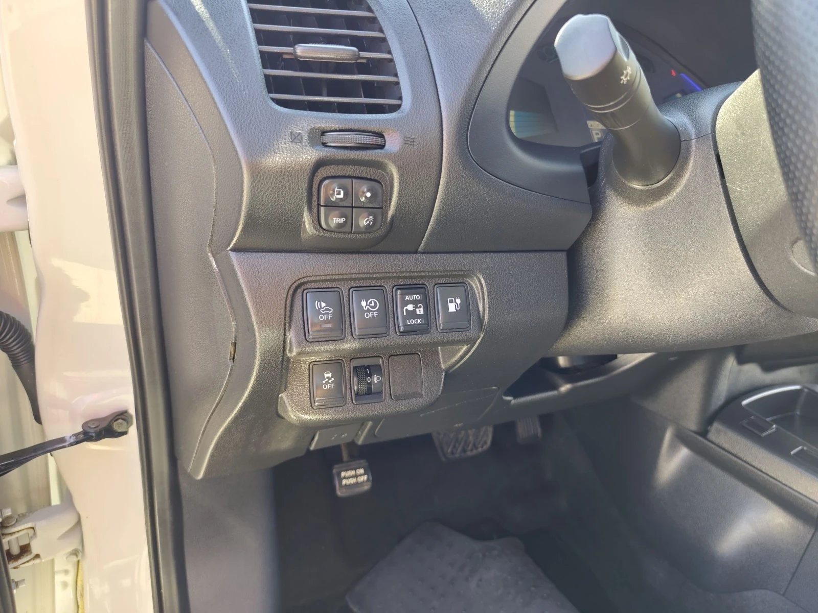 Nissan Leaf  30kw, снимка 12 - Автомобили и джипове - 54428759