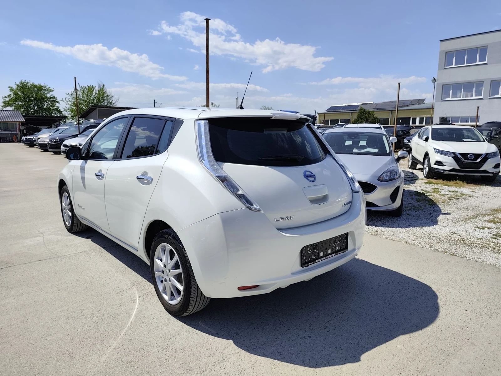 Nissan Leaf  30kw, снимка 3 - Автомобили и джипове - 54428759