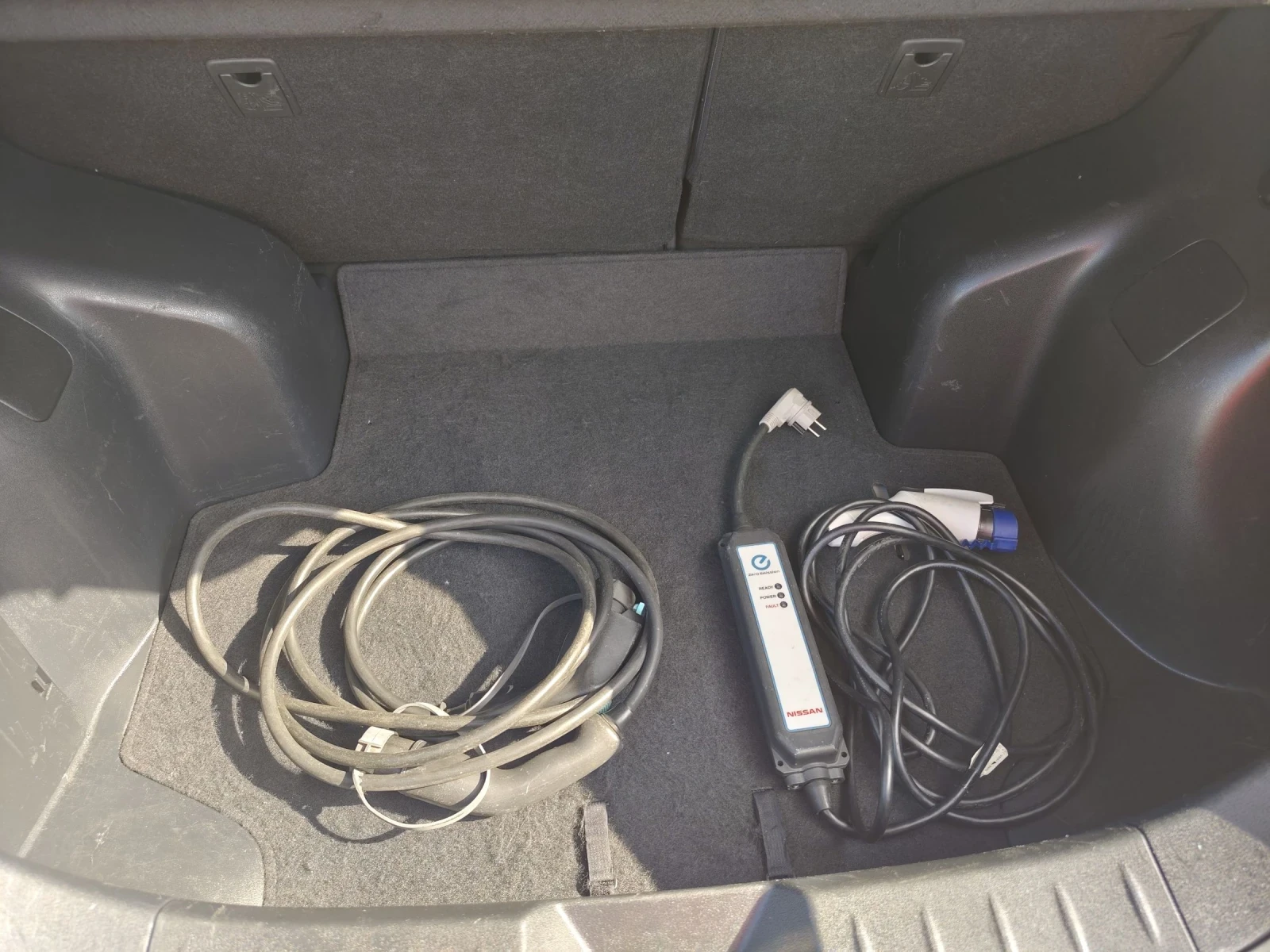 Nissan Leaf  30kw, снимка 15 - Автомобили и джипове - 54428759
