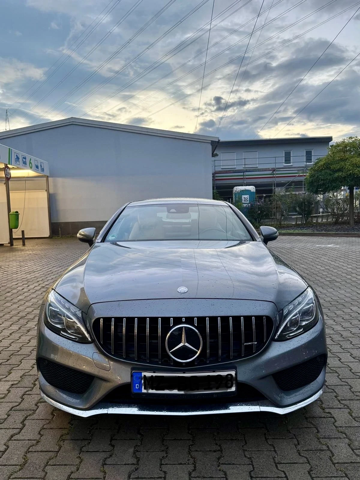 Mercedes-Benz C 250 AMG Line, снимка 2 - Автомобили и джипове - 54459628