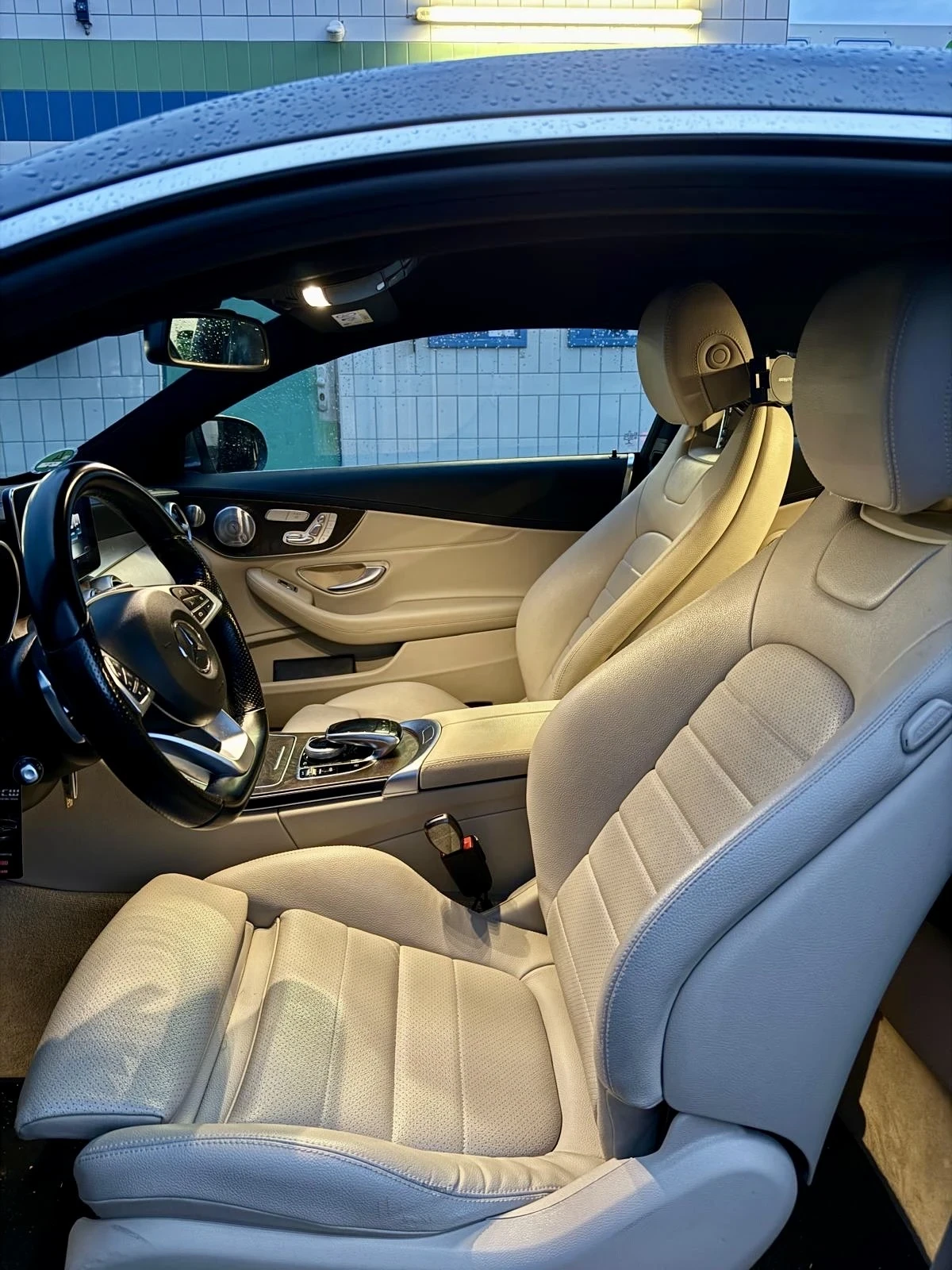 Mercedes-Benz C 250 AMG Line, снимка 10 - Автомобили и джипове - 54459628